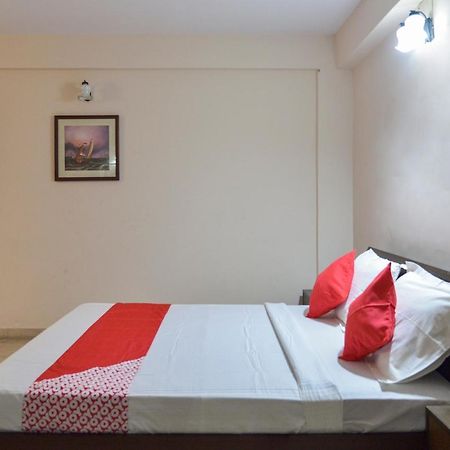 Oyo 15149 Hotel Ajoy Minar 만다르모니 외부 사진