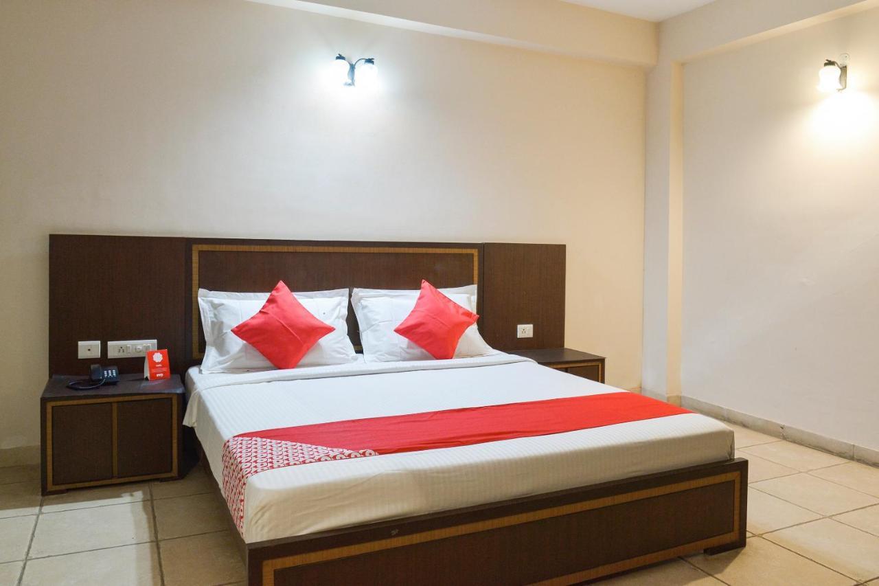 Oyo 15149 Hotel Ajoy Minar 만다르모니 외부 사진