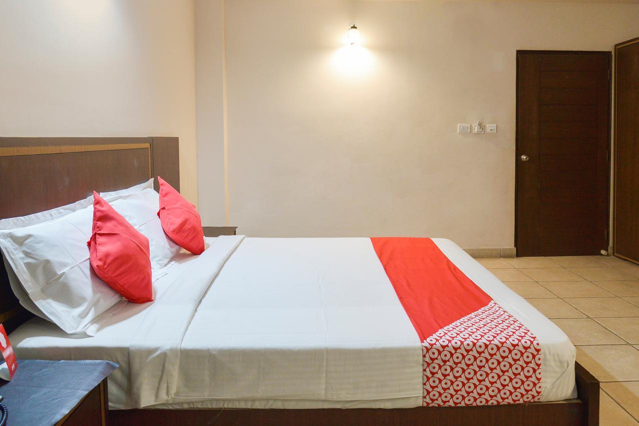 Oyo 15149 Hotel Ajoy Minar 만다르모니 외부 사진