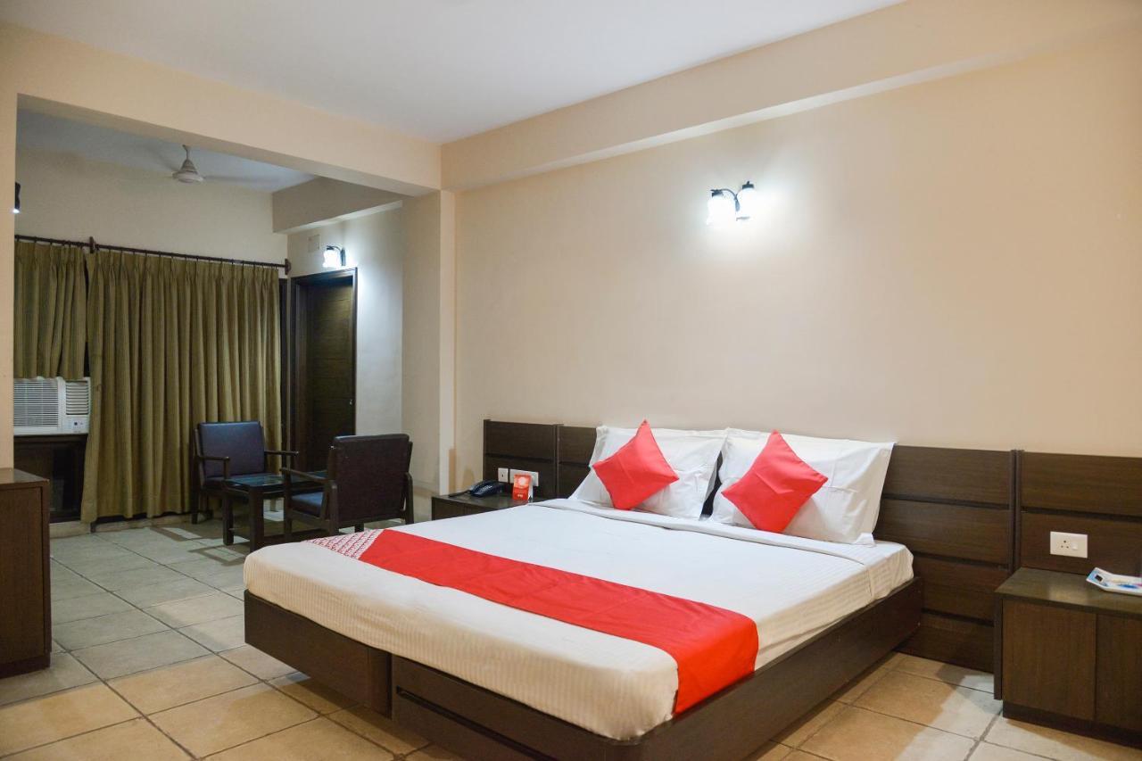 Oyo 15149 Hotel Ajoy Minar 만다르모니 외부 사진